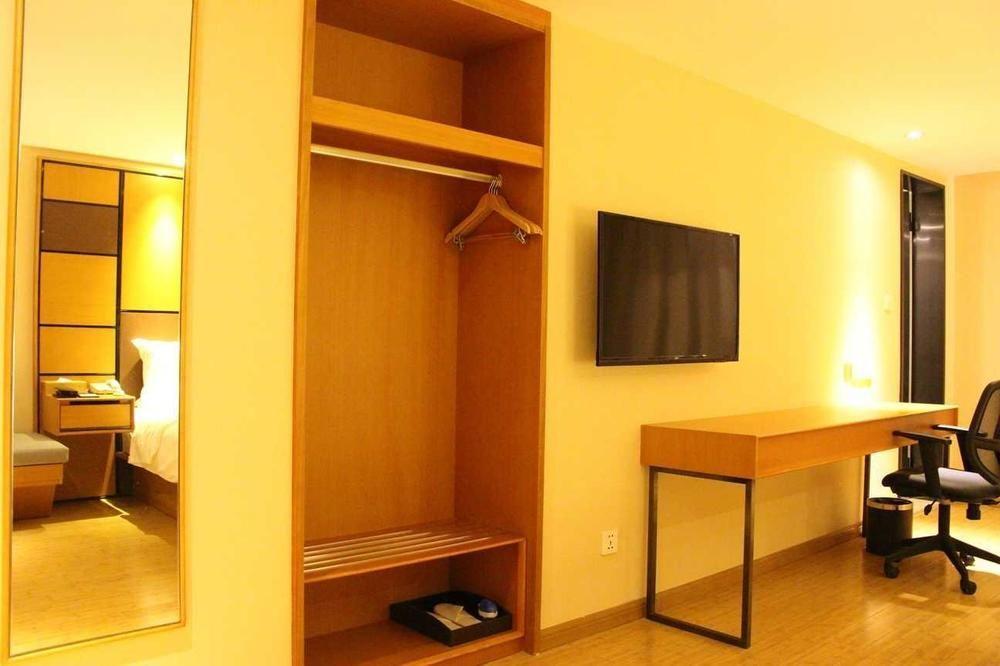 All Season Kunming Zhengyifang Pedestrian Street Hotel Εξωτερικό φωτογραφία