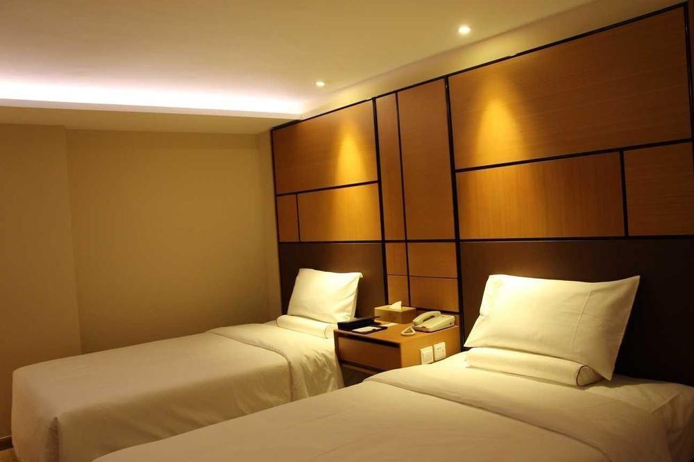 All Season Kunming Zhengyifang Pedestrian Street Hotel Εξωτερικό φωτογραφία