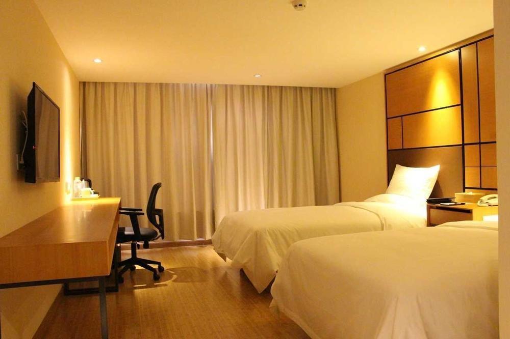 All Season Kunming Zhengyifang Pedestrian Street Hotel Εξωτερικό φωτογραφία